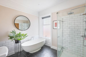 Photo 15- click for photo gallery